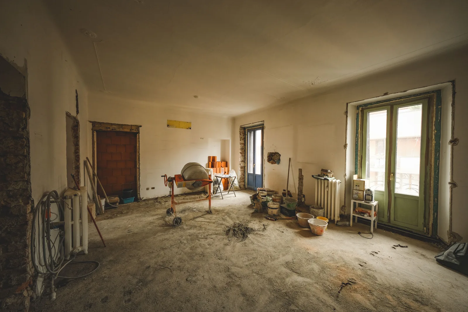 Reforma de una vivienda existente sujeta al IVA reducido del 10% con solado en ejecución